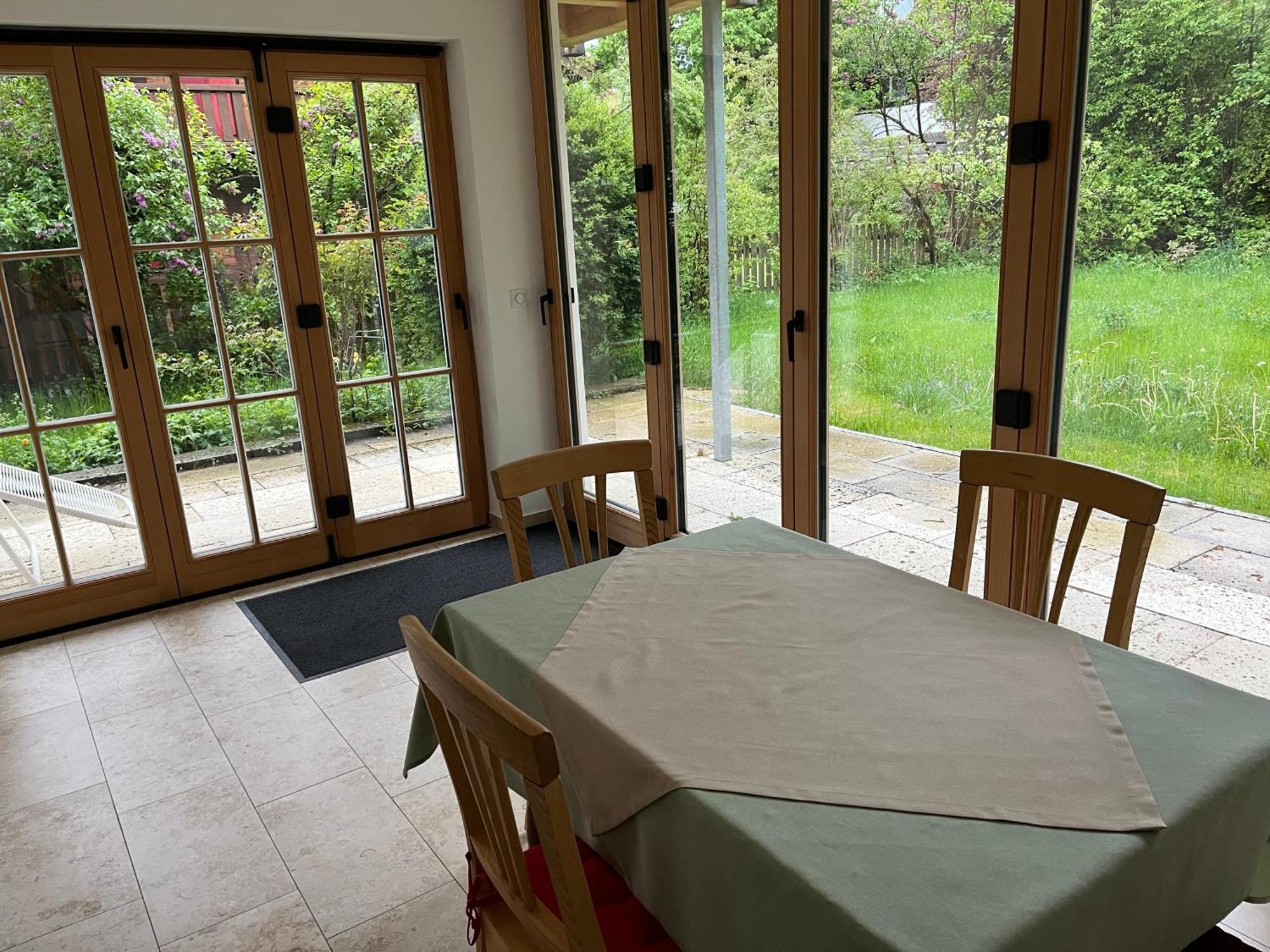 Barrierefreie 3-Zi.-Ferienwohnung Mit Gartenzugang In Ruhiger, Zentrumsnaher Lage Oberammergau Zewnętrze zdjęcie